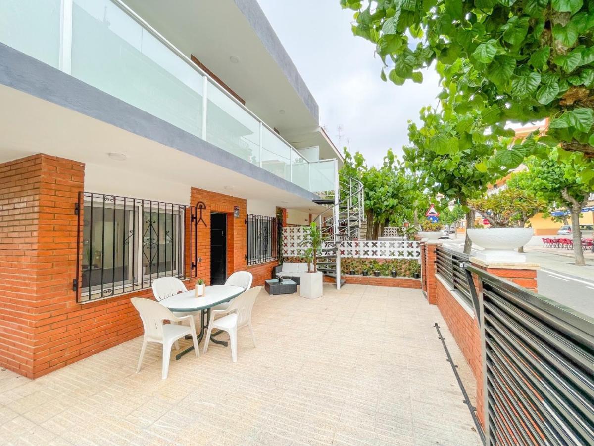 Apartamentos Calamari 1 & 2 Salou Kültér fotó