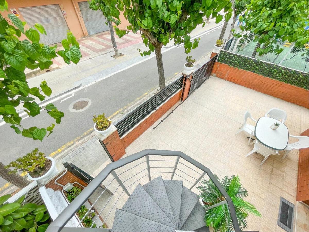 Apartamentos Calamari 1 & 2 Salou Kültér fotó